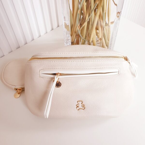 torebka, nerka, beżowa, saszetka, zapinana na złoty zamek, skóra ekologiczna