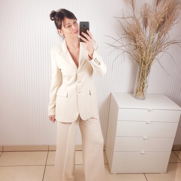 marynarka, edan, beżowa, złote guziki, dłuższa