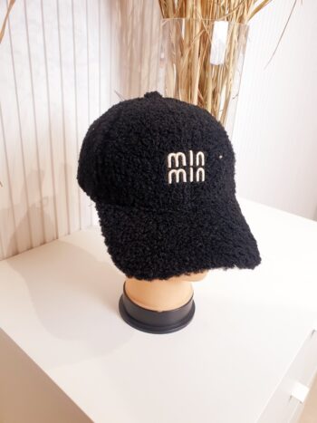 czapka, min min, futrzana, z baranka, czapka z daszkiem, zimowa
