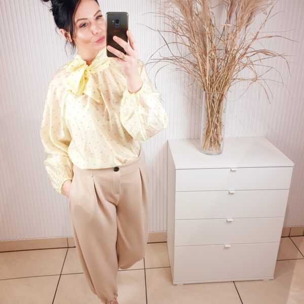 koszula, damska koszula w groszki, wiązana przy szyi, cytrynowa, długi rękaw