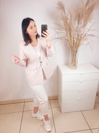 marynarka, na podszewce, z wywijanym kołnierzem, na jeden guzik, z patkami przy kieszeniach, rozmiar uniwersalny, oversize, w kratkę różowo-beżowa