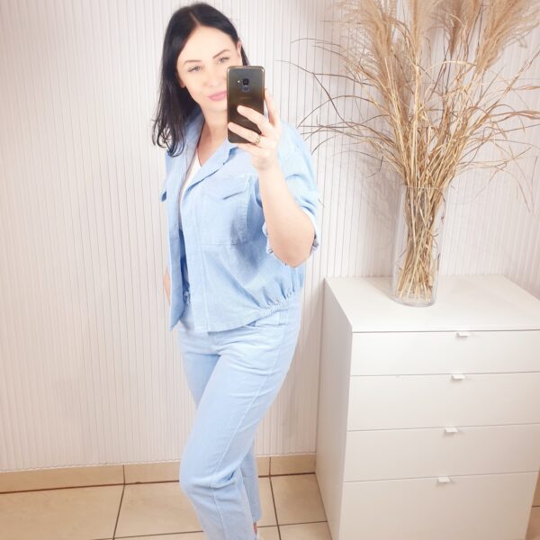 spodnie, sztruksowe, niebieskie, rozmiar uniwersalny, z gumką w pasie, z kieszeniami, lekko zwężane