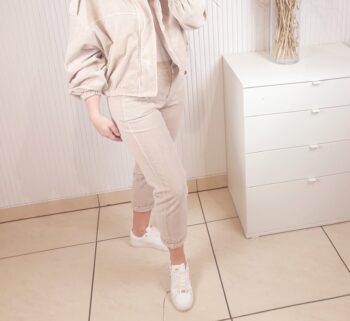 spodnie, sztruksowe, z kieszeniami, beżowe,