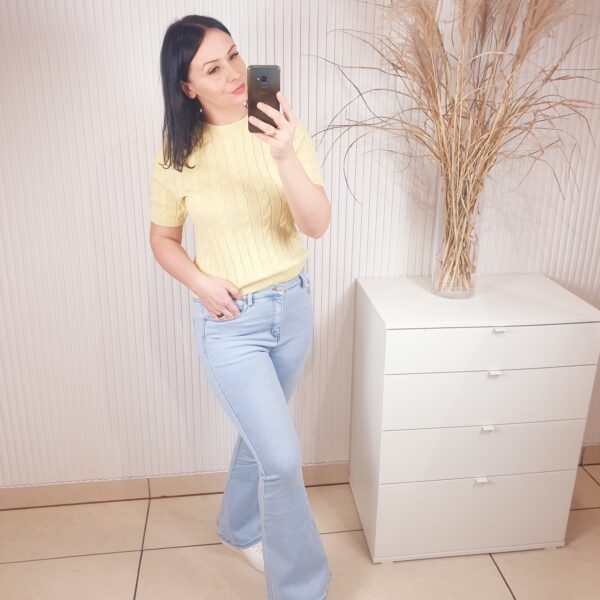 spodnie, dzwony, jasno niebieskie,flare, wysokie w talii, z kieszeniami